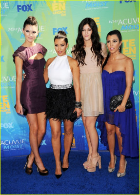 Kim Kardashian pic #561730