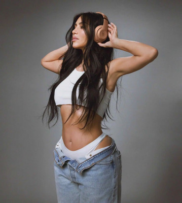 Kim Kardashian pic #1358174
