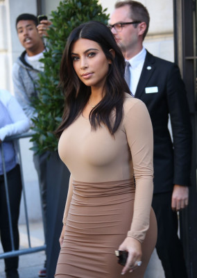 Kim Kardashian pic #732222