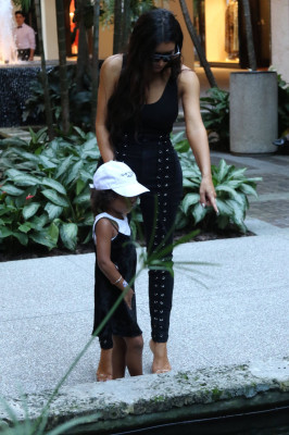 Kim Kardashian pic #878009