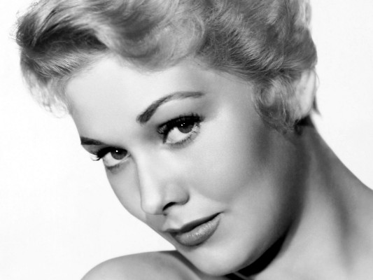Kim Novak pic #241024