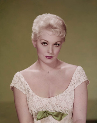 photo 23 in Kim Novak gallery [id377501] 2011-05-16 00:00:00