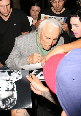 photo 3 in Kirk Douglas gallery [id518895] 2012-08-04 00:00:00