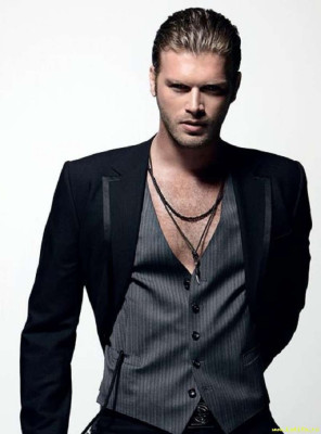 photo 5 in Kivanc Tatlitug gallery [id548203] 2012-11-05 00:00:00