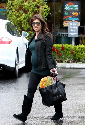 Kourtney Kardashian pic #480103