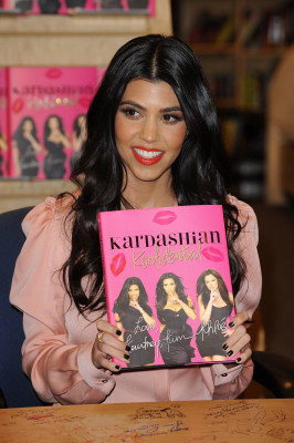 Kourtney Kardashian pic #312621