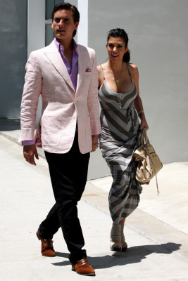 photo 5 in Kardashian gallery [id324681] 2011-01-11 00:00:00
