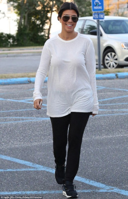 Kourtney Kardashian pic #714954