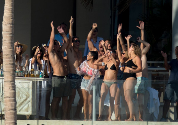 Kourtney Kardashian pic #1062088