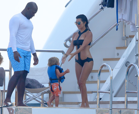 Kourtney Kardashian pic #876253