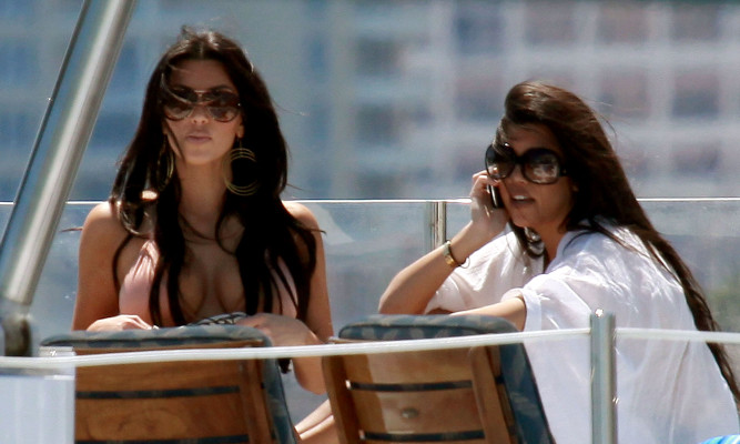 photo 9 in Kourtney Kardashian gallery [id245539] 2010-03-26 00:00:00