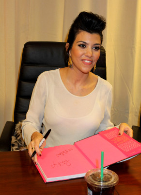 Kourtney Kardashian pic #313074