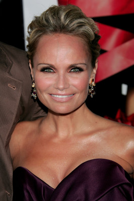 photo 4 in Kristin Chenoweth gallery [id229000] 2010-01-21 00:00:00
