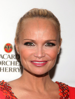 photo 17 in Kristin Chenoweth gallery [id301212] 2010-11-01 00:00:00