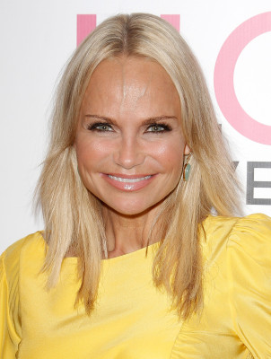 photo 8 in Kristin Chenoweth gallery [id301221] 2010-11-01 00:00:00