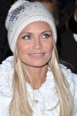 photo 24 in Kristin Chenoweth gallery [id306621] 2010-11-19 00:00:00