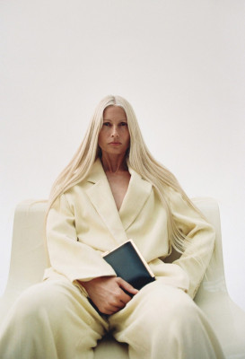 photo 7 in Kirsty Hume gallery [id1368878] 2025-04-03 00:00:00