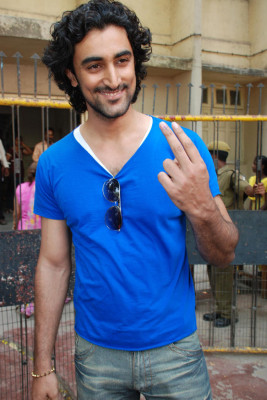 Kunal Kapoor pic #275736