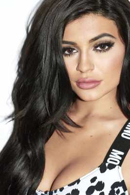 Kylie Jenner pic #803420