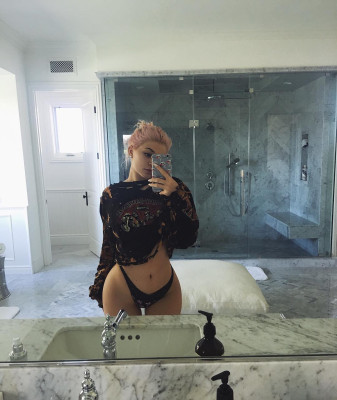 Kylie Jenner pic #888391
