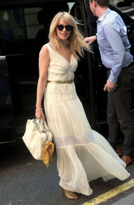 photo 9 in Kylie Minogue gallery [id1065390] 2018-09-09 00:00:00