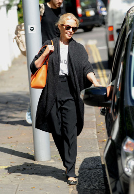Kylie Minogue pic #859538