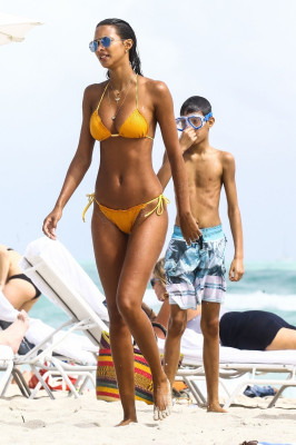Lais Ribeiro pic #1011489