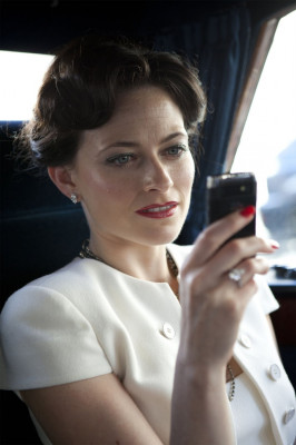 Lara Pulver pic #441033