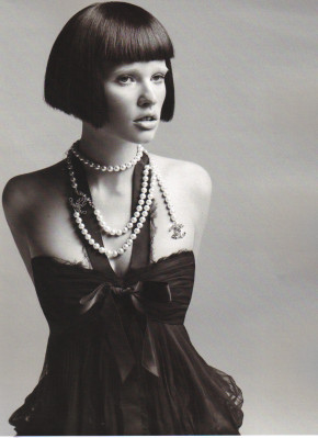 Lara Stone pic #132843
