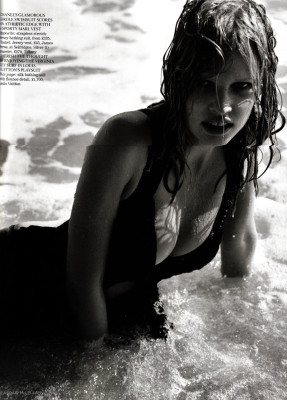 Lara Stone pic #155183