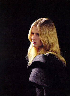 Lara Stone pic #125884