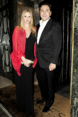 Lara Stone pic #567857