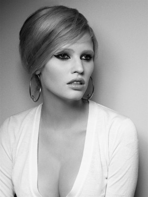 photo 20 in Lara Stone gallery [id136070] 2009-03-02 00:00:00