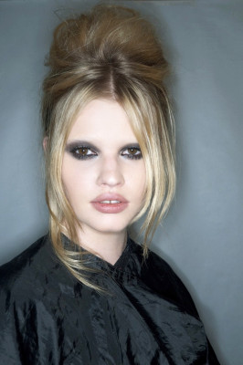 Lara Stone pic #397481