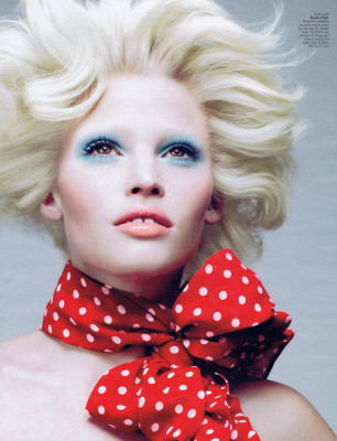 Lara Stone pic #326733
