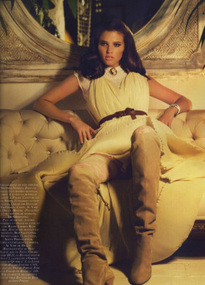 Lara Stone pic #180570