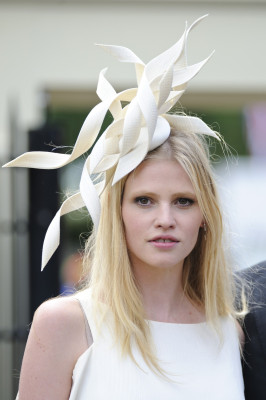 photo 19 in Lara Stone gallery [id503255] 2012-06-25 00:00:00