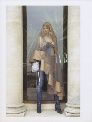 Lara Stone pic #176284