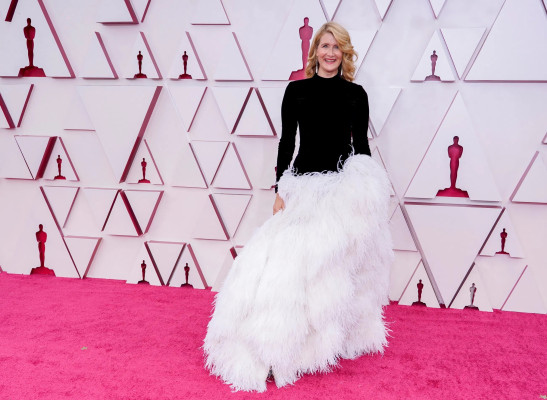Laura Dern pic #1254359