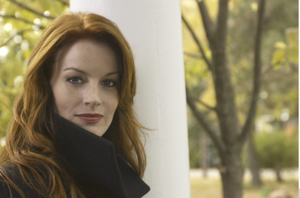 Laura Leighton pic #208270