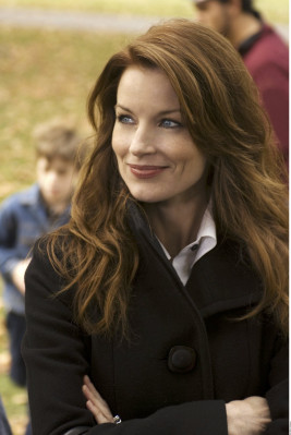 Laura Leighton pic #208273