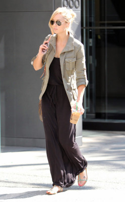 Laura Vandervoort pic #515233