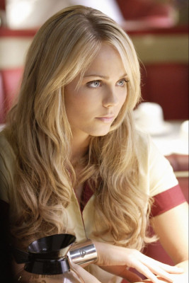 Laura Vandervoort pic #336768