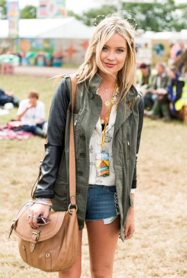 Laura Whitmore pic #917189