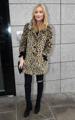 Laura Whitmore pic #927388