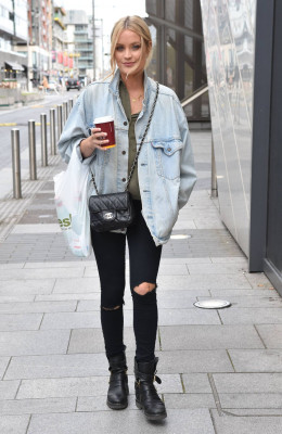 Laura Whitmore pic #926098