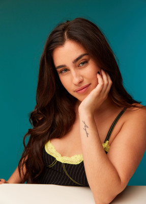 Lauren Jauregui pic #1100839
