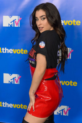 Lauren Jauregui pic #1098628