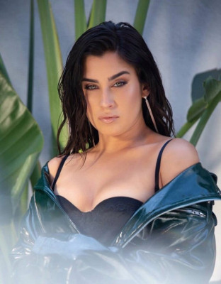 Lauren Jauregui pic #1089600