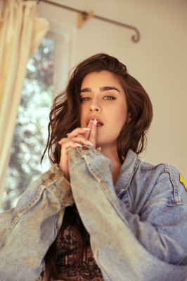 Lauren Jauregui pic #1034091